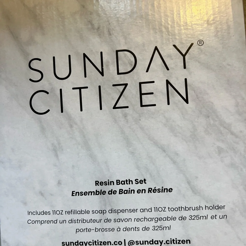Sunday Citizen brand resin